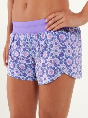 Lululemon floral shorts size 4